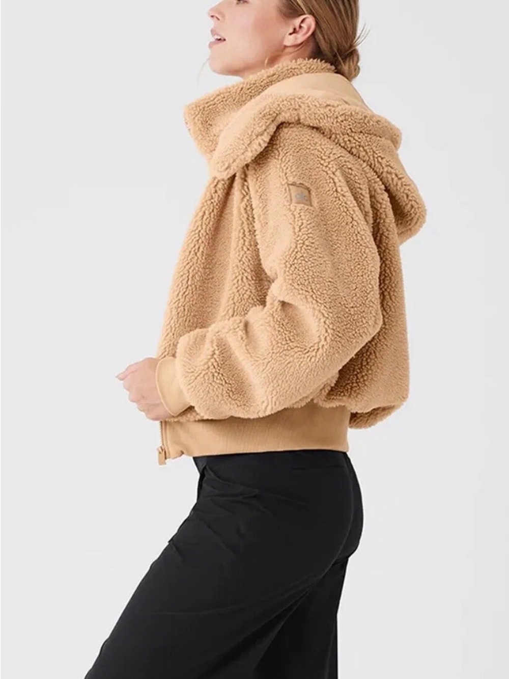 ALO Foxy Yoga Sherpa Jacket in Camel - Picture 2 of 8